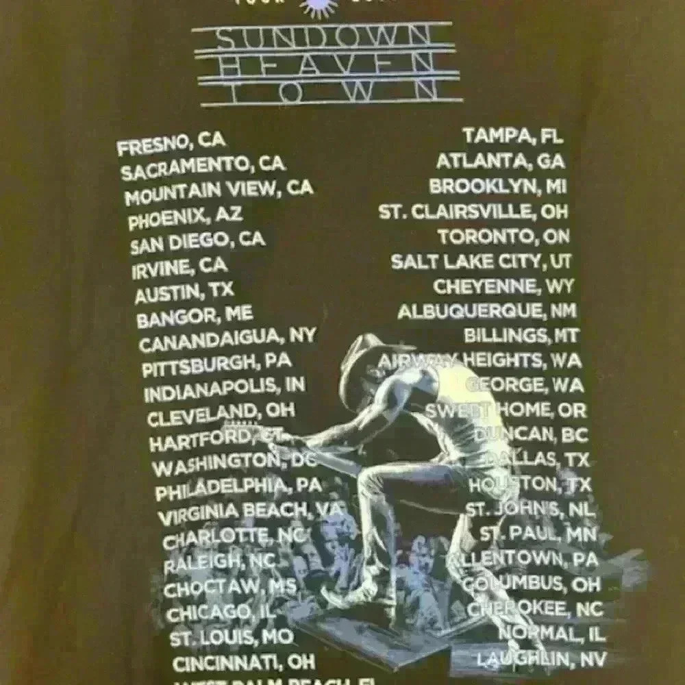 Tim McGraw 2014 Tour Tshirt size XL - Picture 3 of 7